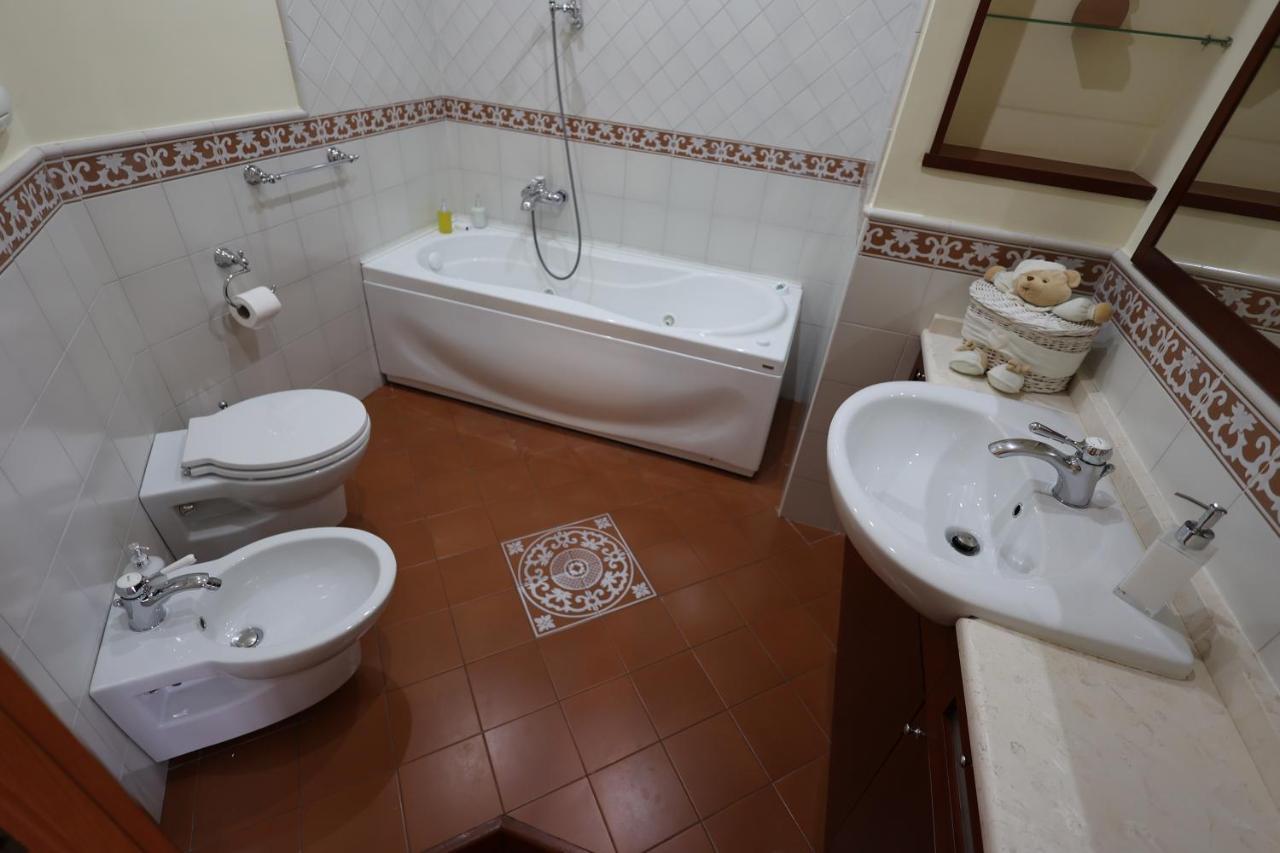 Апартаменти Casa Diocleziano Неаполь Екстер'єр фото